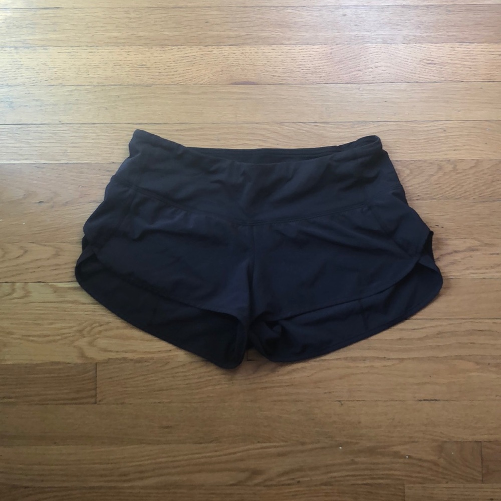 Lululemon Speed Short *4way Stretch - Size 6